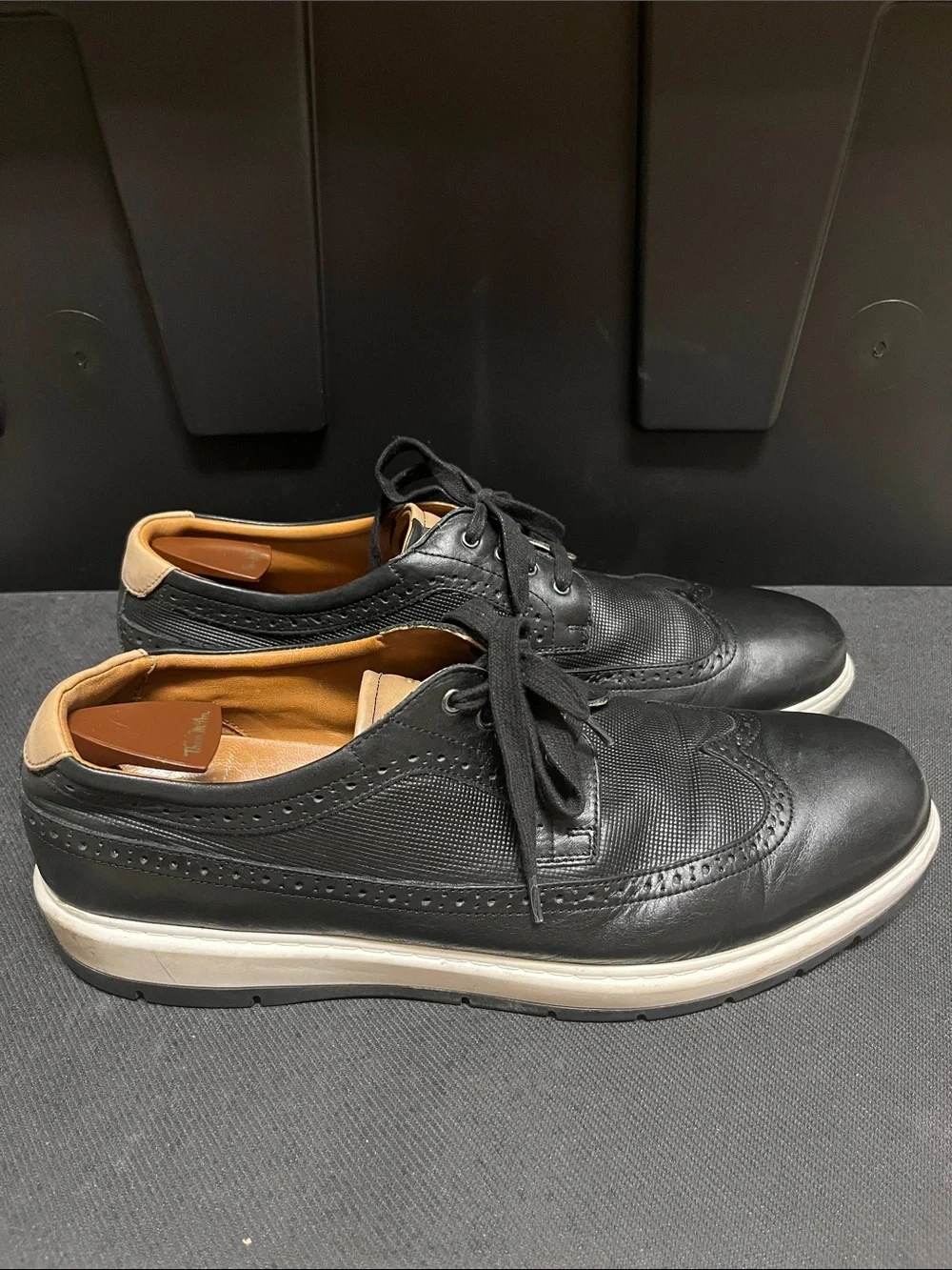 Johnston & Murphy Mens Elliston Derby Dress Shoes Black Leather Wingtip 13 (B11)